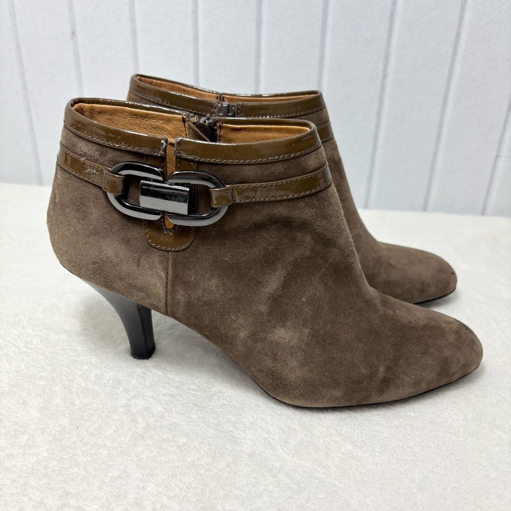 Sofft Brown Suede Ankle‎ Booties with Buckle Detail Size 9M